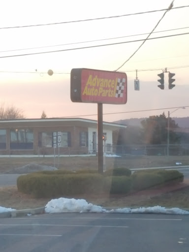 Auto Parts Store «Advance Auto Parts», reviews and photos, 320 Boston Post Rd, North Windham, CT 06256, USA