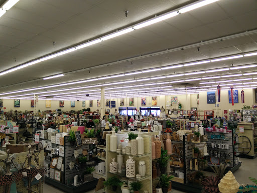 Craft Store «Hobby Lobby», reviews and photos, 52 E Ogden Ave, Westmont, IL 60559, USA