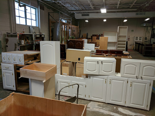 Thrift Store «Richmond Metropolitan Habitat For Humanity ReStore», reviews and photos