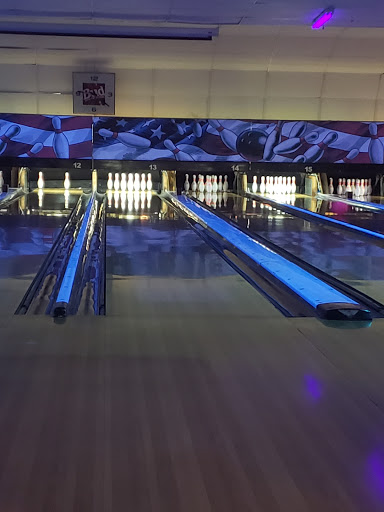 Bowling Alley «Floyd Bowling & Amusement Center», reviews and photos, 7 Riverbend Dr SW, Rome, GA 30161, USA