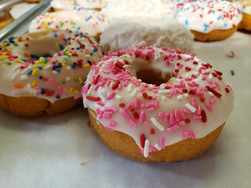 Donut Shop «Donut King», reviews and photos, 150 W Grant Rd, Tucson, AZ 85705, USA