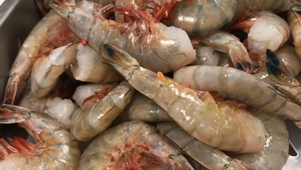 K & M Seafood Market and Grill 28779