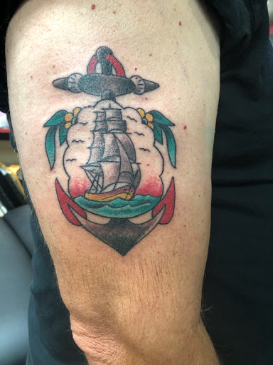 Tattoo Shop «Nine Lives Tattoo», reviews and photos, 61 N Holladay Dr, Seaside, OR 97138, USA