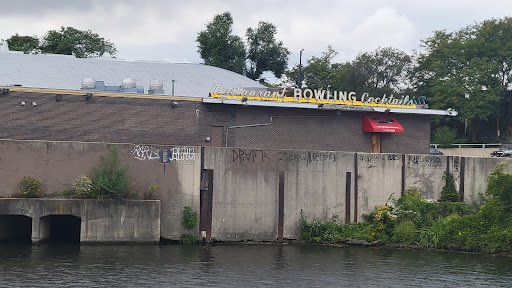 Bowling Alley «Diversey River Bowl», reviews and photos, 2211 W Diversey Pkwy, Chicago, IL 60647, USA