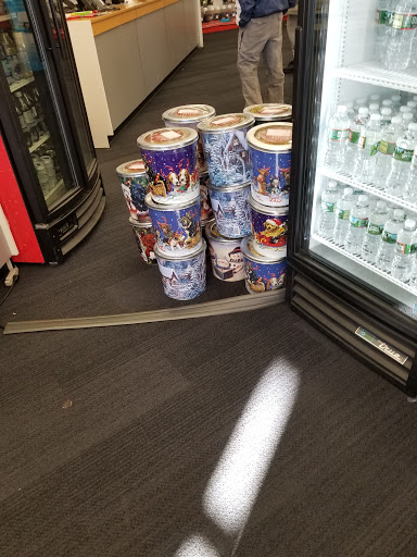 Office Supply Store «Staples», reviews and photos, 135 Bloomfield Ave, Bloomfield, NJ 07003, USA