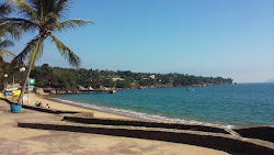 Praia Grande De Ilhabela'in fotoğrafı uçurumlarla desteklenmiş