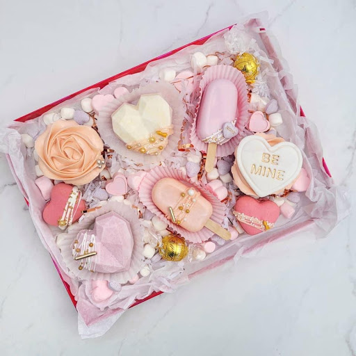 District Cupcake Dessert shop Zaubee