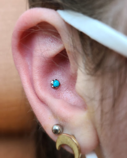 Body Piercing Shop «Skin Gallery Tattooing & Body Piercing», reviews and photos, 1402 Ogden Ave, Downers Grove, IL 60515, USA