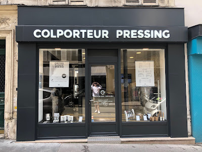 Colporteur Pressing à Paris