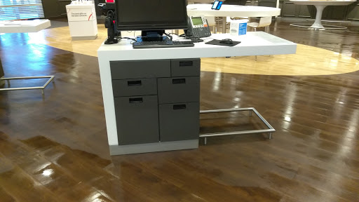 Cell Phone Store «Verizon», reviews and photos, 3210 Ross Clark Cir, Dothan, AL 36303, USA