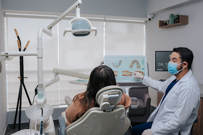 Odontología Especializada | Ortodoncista Miraflores | Invisalign Doctor - Dr. Tremolada