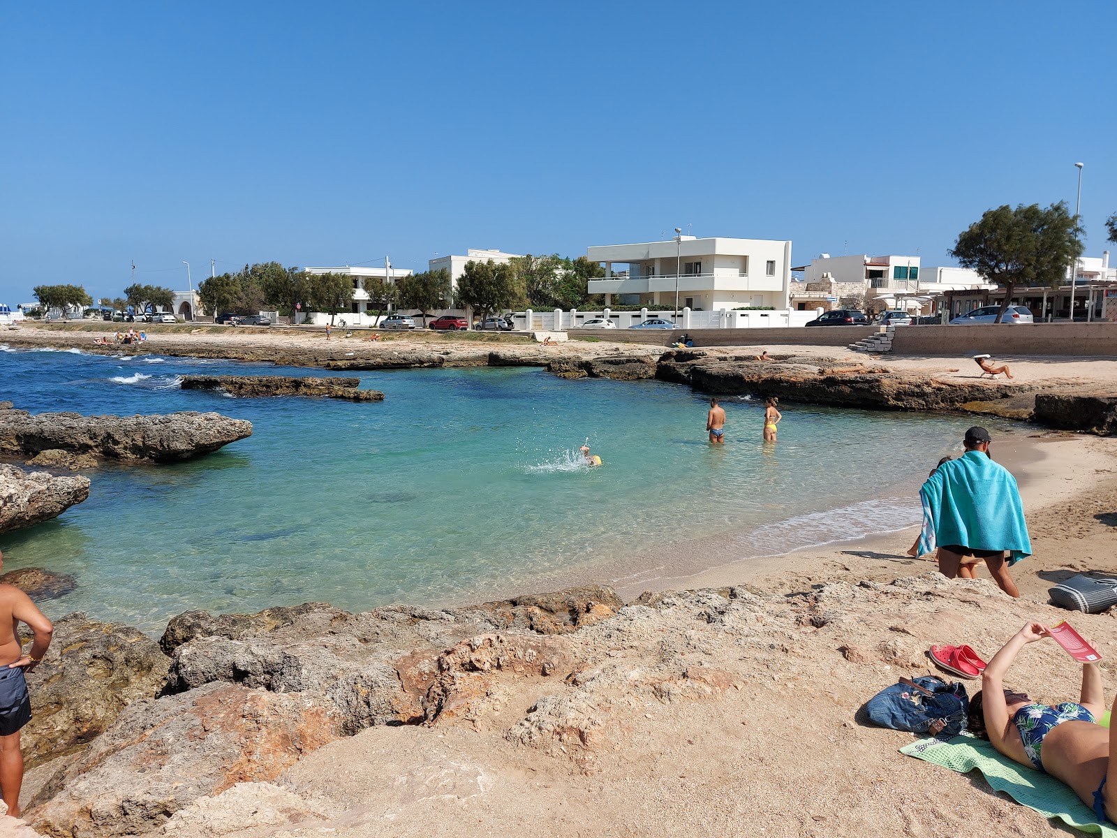 Photo de Scoglio del Cavallo - Torre Santa Sabin avec un niveau de propreté de très propre