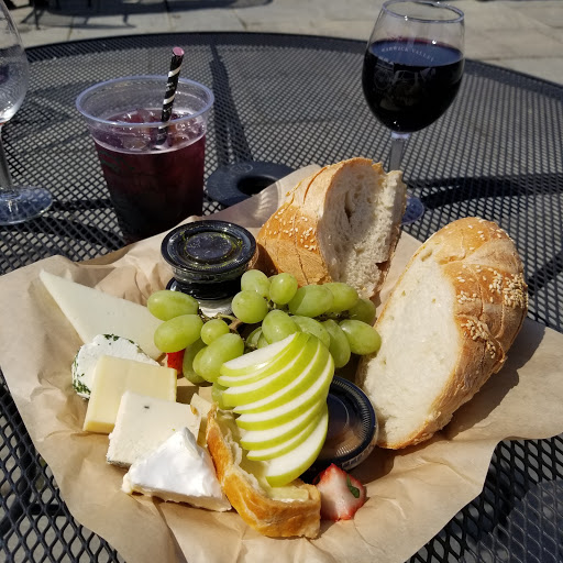 Winery «Warwick Valley Winery & Distillery», reviews and photos, 114 Little York Rd, Warwick, NY 10990, USA