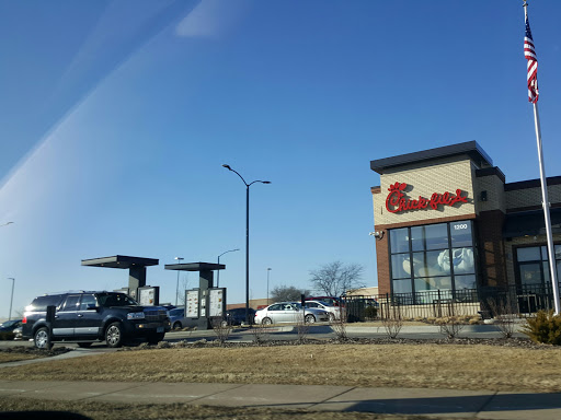 Fast Food Restaurant «Chick-fil-A», reviews and photos, 1200 County Rd 42 W, Burnsville, MN 55337, USA