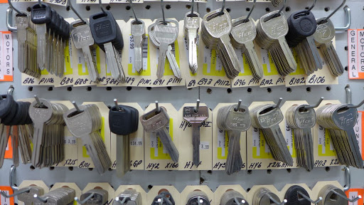 Hardware Store «Trio Hardware and Paint», reviews and photos, 1032 Old Country Rd, Plainview, NY 11803, USA