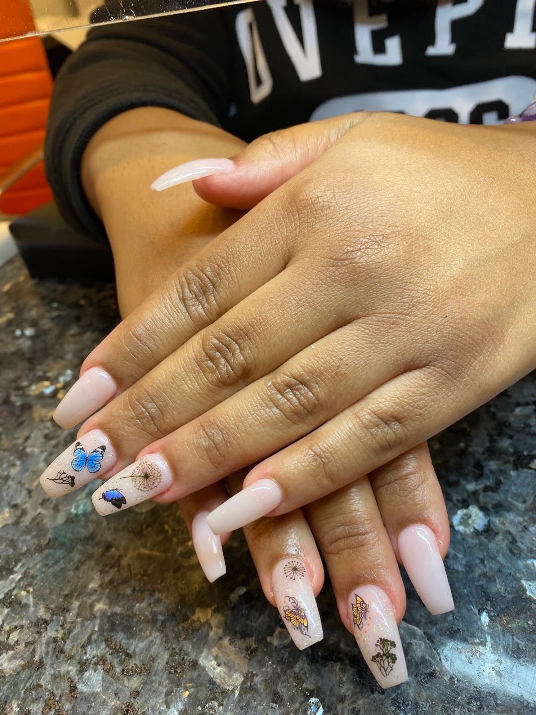 Spark Nails Spa