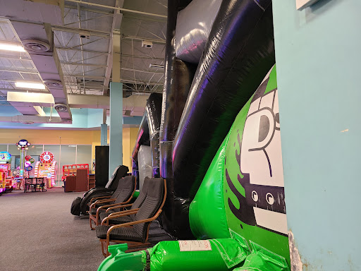 Amusement Center «Jump A Roos- Indoor Inflatable Play & Party Center», reviews and photos, 20505 South Dixie Highway, Miami, FL 33189, USA