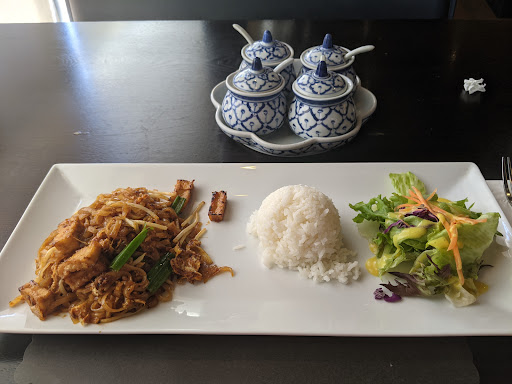 Kanok Thai Bistro image