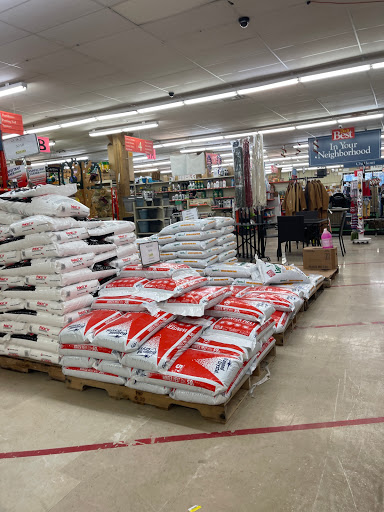 Hardware Store «Do It Best», reviews and photos, 229 Mount Cobb Road, Hamlin, PA 18427, USA