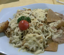 OUI Restaurant Bar photo