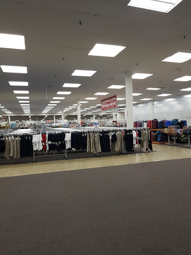 Department Store «Burlington Coat Factory», reviews and photos, 2090 Lincoln Hwy, Lancaster, PA 17602, USA