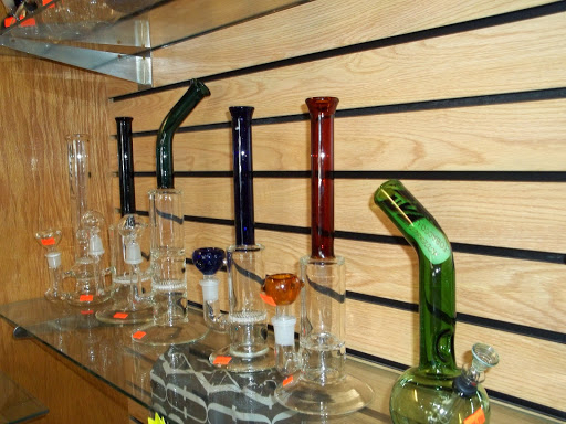 Tobacco Shop «Tobacco One Smoke Shop», reviews and photos, 1220 E Yorba Linda Blvd, Placentia, CA 92870, USA