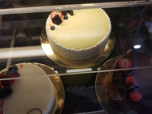 Bakery «Cocoa Bean Fine Desserts», reviews and photos, 11 S 7th St, Geneva, IL 60134, USA