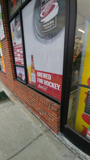 Liquor Store «B & B Liquor», reviews and photos, 16712 26 Mile Rd, Macomb, MI 48042, USA