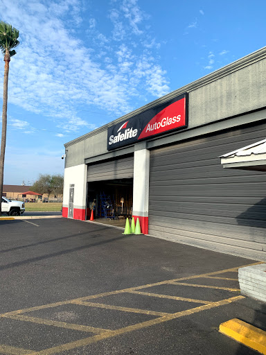 Auto Glass Shop «Safelite AutoGlass», reviews and photos, 3620 N 23rd St, McAllen, TX 78501, USA