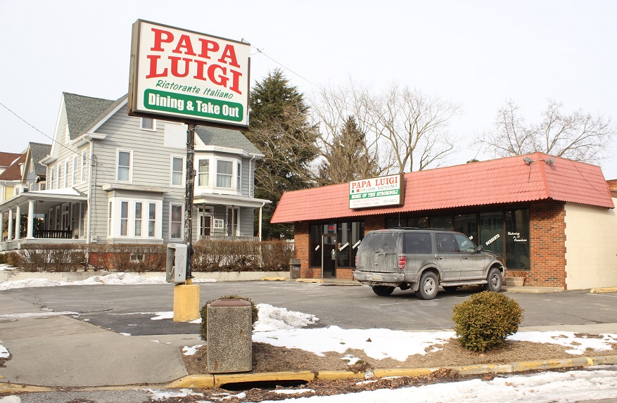 Papa Luigi's Pizzeria 08098