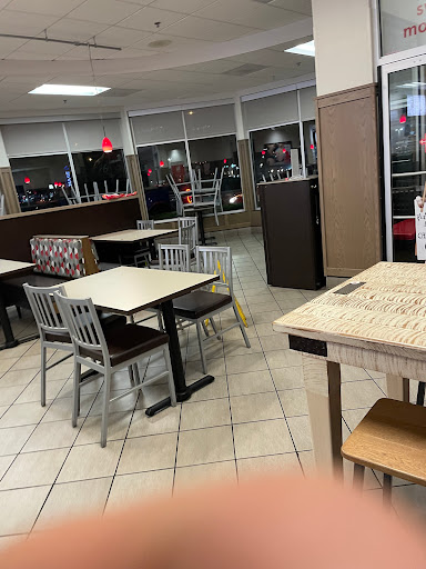 Fast Food Restaurant «Chick-fil-A», reviews and photos, 4132 US Hwy 98 N, Lakeland, FL 33810, USA