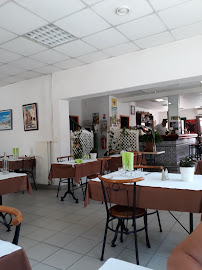Atmosphère du Restaurant Les Abeilles à Saint-Jean-Pla-de-Corts - n°6