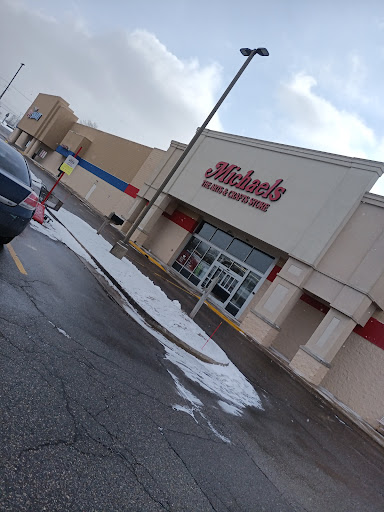 Craft Store «Michaels», reviews and photos, 3940 28th St SE, Grand Rapids, MI 49512, USA