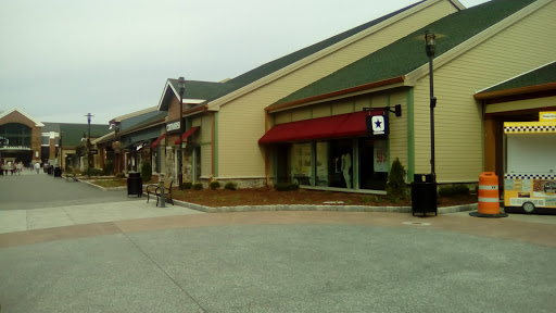 Shoe Store «Converse Factory Store», reviews and photos, 950 Grapevine Ct, Central Valley, NY 10917, USA