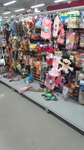 Clothing Store «Burlington Coat Factory», reviews and photos, 1160 Dawsonville Hwy, Gainesville, GA 30501, USA