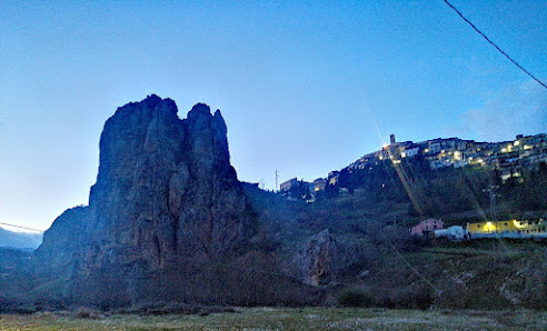 Roccia di Abriola 85010 Abriola PZ, Italia