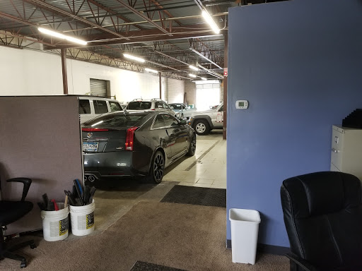 Color Mystique Auto Body & Detailing en Blaine