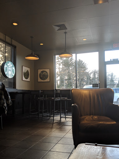 Coffee Shop «Starbucks», reviews and photos, 3350 NW U.S. 101, Lincoln City, OR 97367, USA