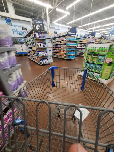 Department Store «Walmart Supercenter», reviews and photos, 4235 Veteran Dr, Geneseo, NY 14454, USA