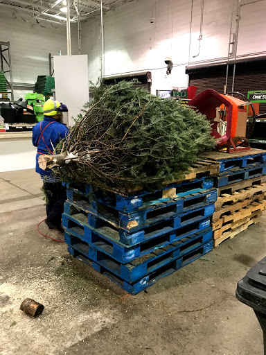 Home Improvement Store «The Home Depot», reviews and photos, 18700 Meyers Rd, Detroit, MI 48235, USA