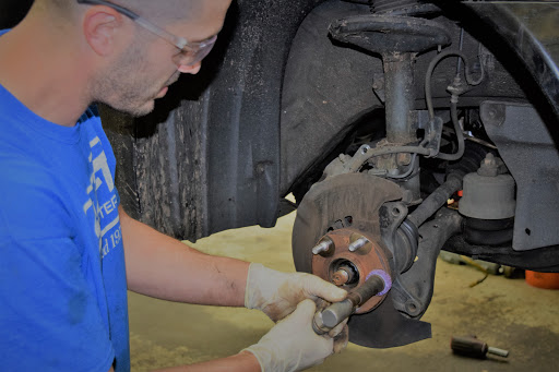 Auto Repair Shop «SAF-T Auto Centers», reviews and photos, 121 N Plains Industrial Rd, Wallingford, CT 06492, USA