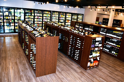 Wine Store «West Side Wines & Spirits», reviews and photos, 10 Raymond Rd, West Hartford, CT 06107, USA