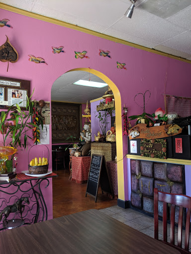 Shopping Mall «The Kings Village Shopping Center», reviews and photos, 230 Mt Hermon Rd, Scotts Valley, CA 95066, USA