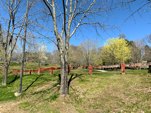 Memorial Park «Captain Stephen Olney Memorial Park», reviews and photos, Smithfield Rd, North Providence, RI 02904, USA