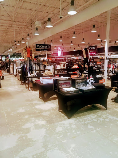Department Store «Saks OFF 5TH», reviews and photos, 12995 Fair Lakes Shopping Center, Fairfax, VA 22033, USA