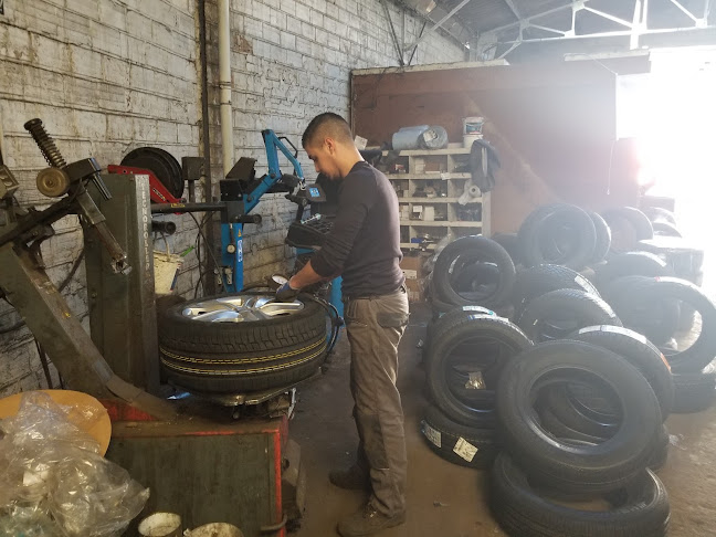 Opinii despre 100% Pneu în Caen - Autre