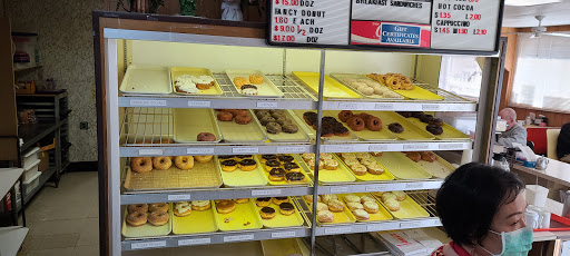 Donut Shop «Turner Donut Shop», reviews and photos, 902 9th Ave W, Bradenton, FL 34205, USA