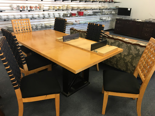 Thrift Store «Society of St. Vincent de Paul Long Beach Thrift Store», reviews and photos