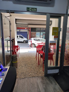 Cafetería 976 C/ del Monasterio de Siresa, 15, 50002 Zaragoza, España