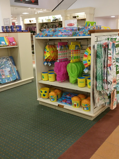 Department Store «Century 21 Department Store», reviews and photos, 1085 Old Country Rd, Westbury, NY 11590, USA